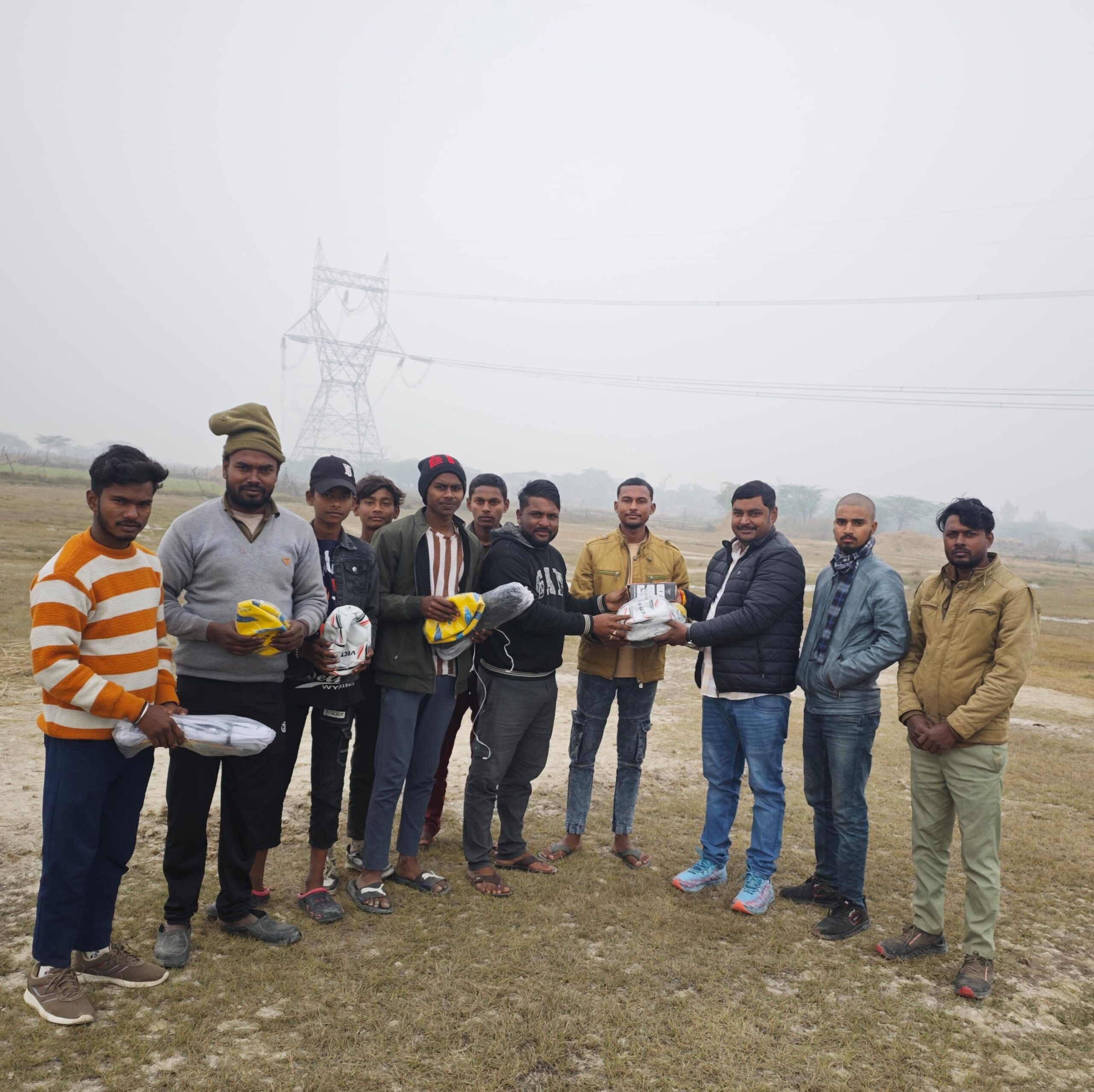 उतरार में खेल सामग्री वितरण से युवाओं में उत्साह, खेलों के प्रति बढ़ा रुझान